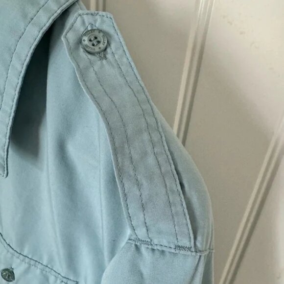 Tilley Endurables Light Aqua Short Sleeve Travel Safari Shirt - Made in Canada - Picture 4 of 4